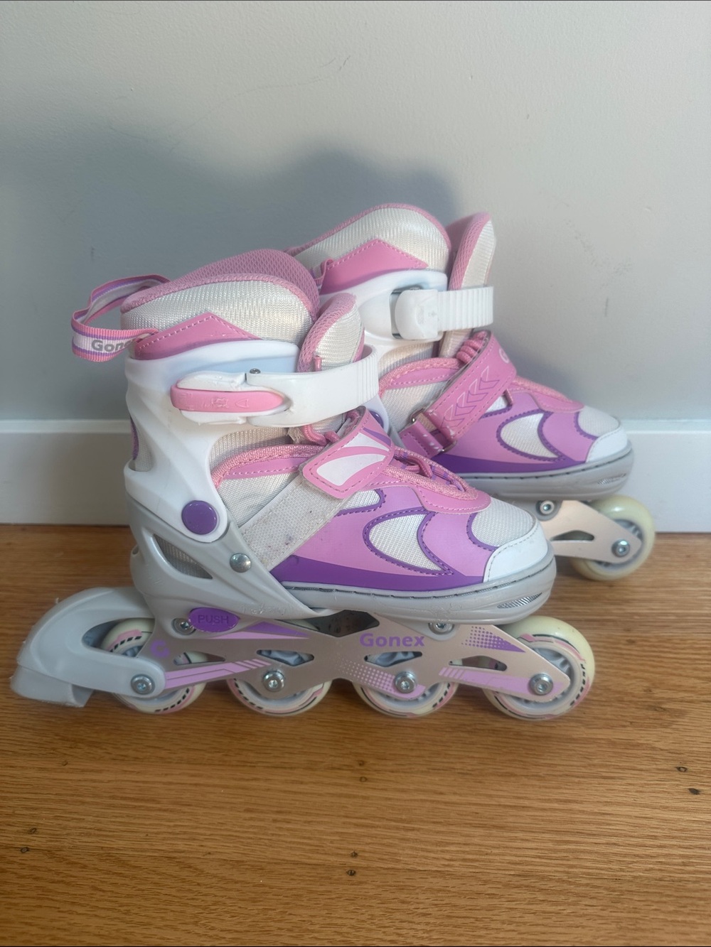 Light-up Gonex Pink & White Kids Adjustable Inline Skates